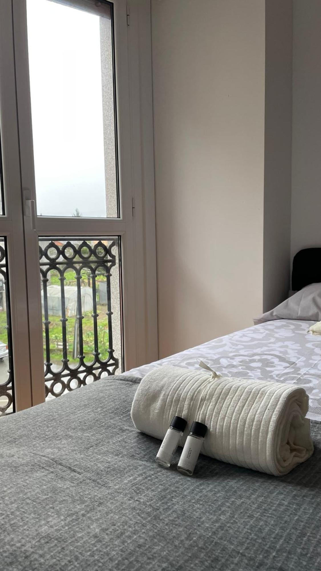 Trailhouse Castelao Apartment Sarria Ngoại thất bức ảnh